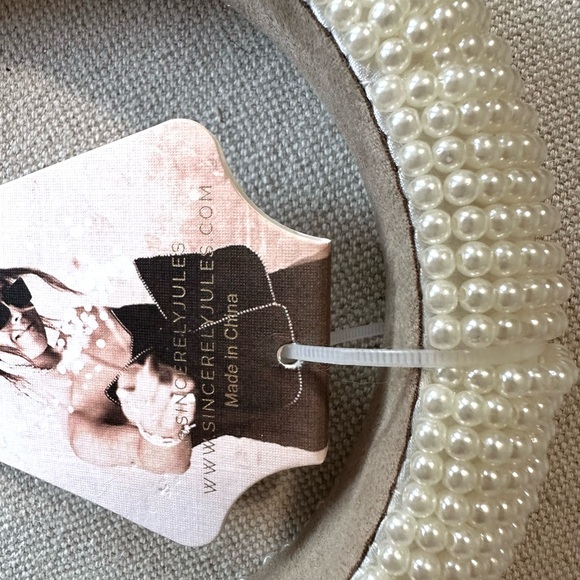 Sincerely Jules Ivory Pearl Headband - Picture 3 of 4